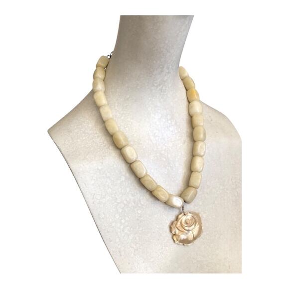 Handmade Slightly Irregular Beaded Carved Rose Pendant Chic Necklace Taupe Ivory - Picture 6 of 9